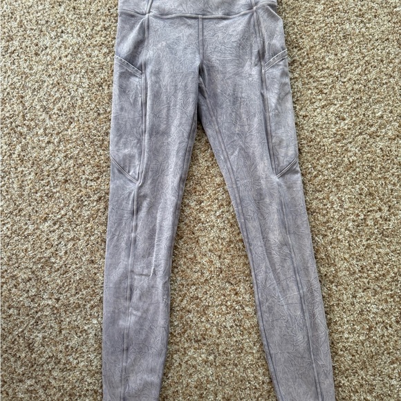 Lululemon Fast Free Tight II 25" Ice Dye Ice Wash Violet Verbena Size 4 - Picture 2 of 8